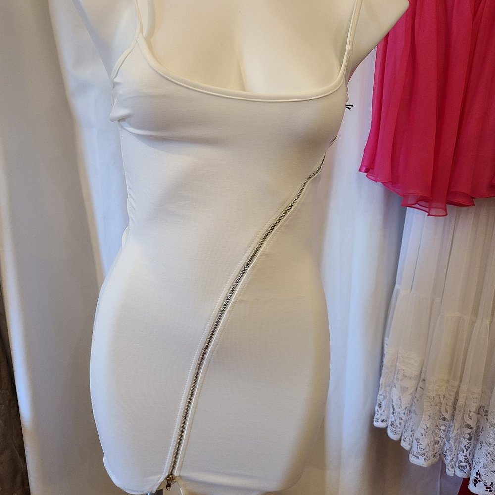 Superdown white stretch zipper mini dress NWT